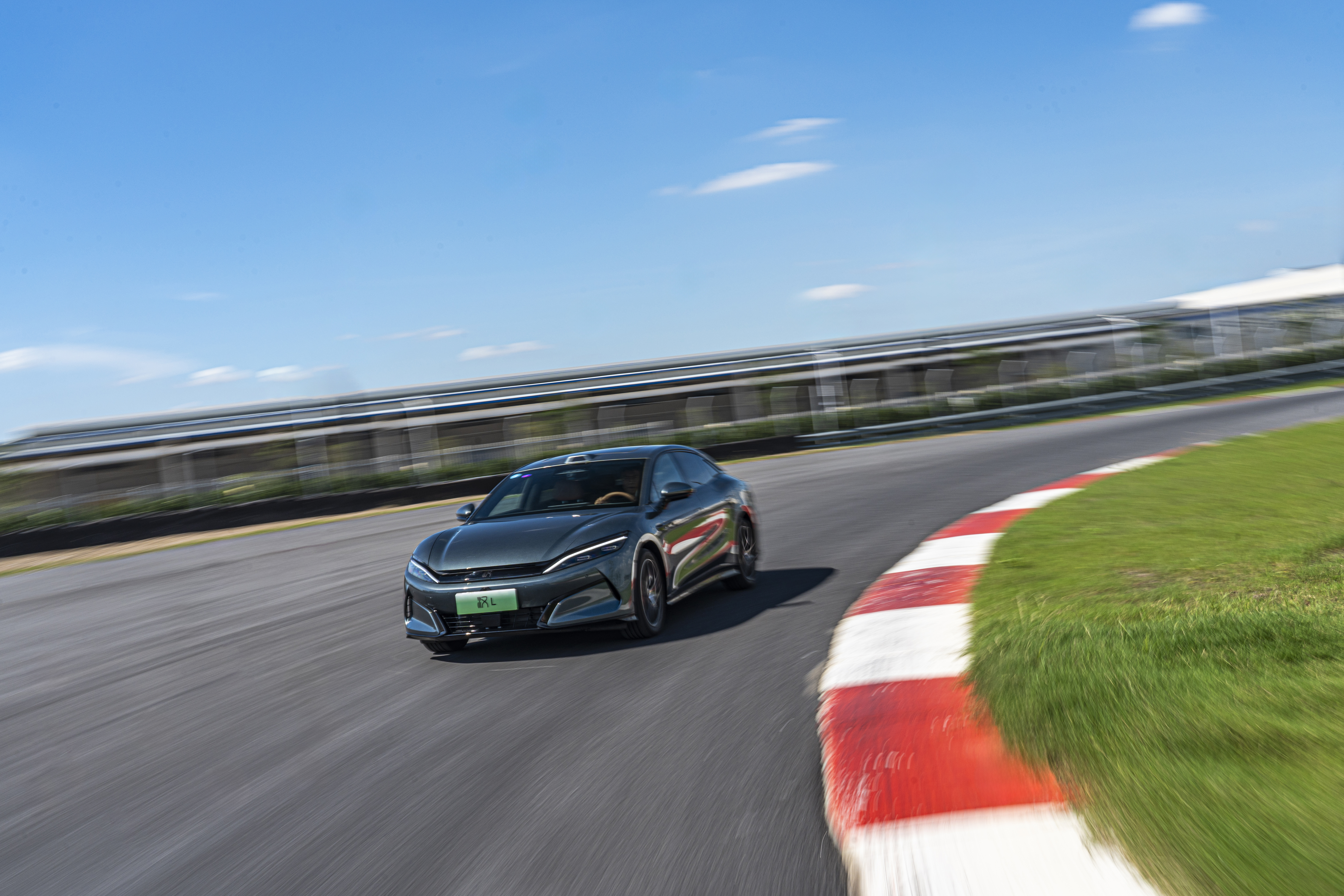 /material/byd-site/mea/news-list/byd-launches-china’s-first-nev-dedicated-all-terrain-circuit-in-zhengzhou/6 Racetracks.jpg